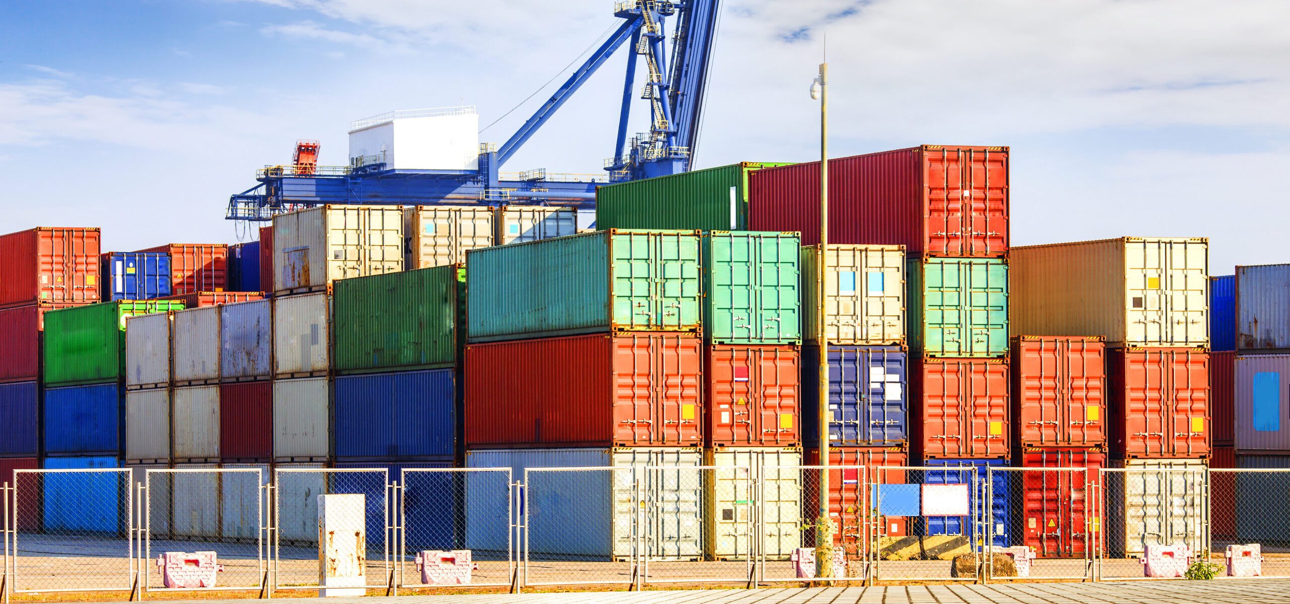 container-terminal-wharf-transport-scaled-e1741242961360